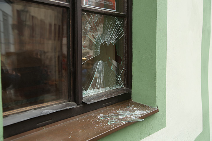 A2B Glass are able to board up broken windows while they are being repaired in Gateshead.